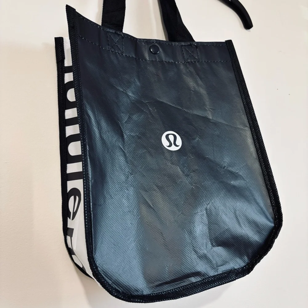 lululemon small gym bag Reusable Tote (This is Yoga, Black) Reusable hundreds of times Lululemon Reusable Shopping Bag Gym